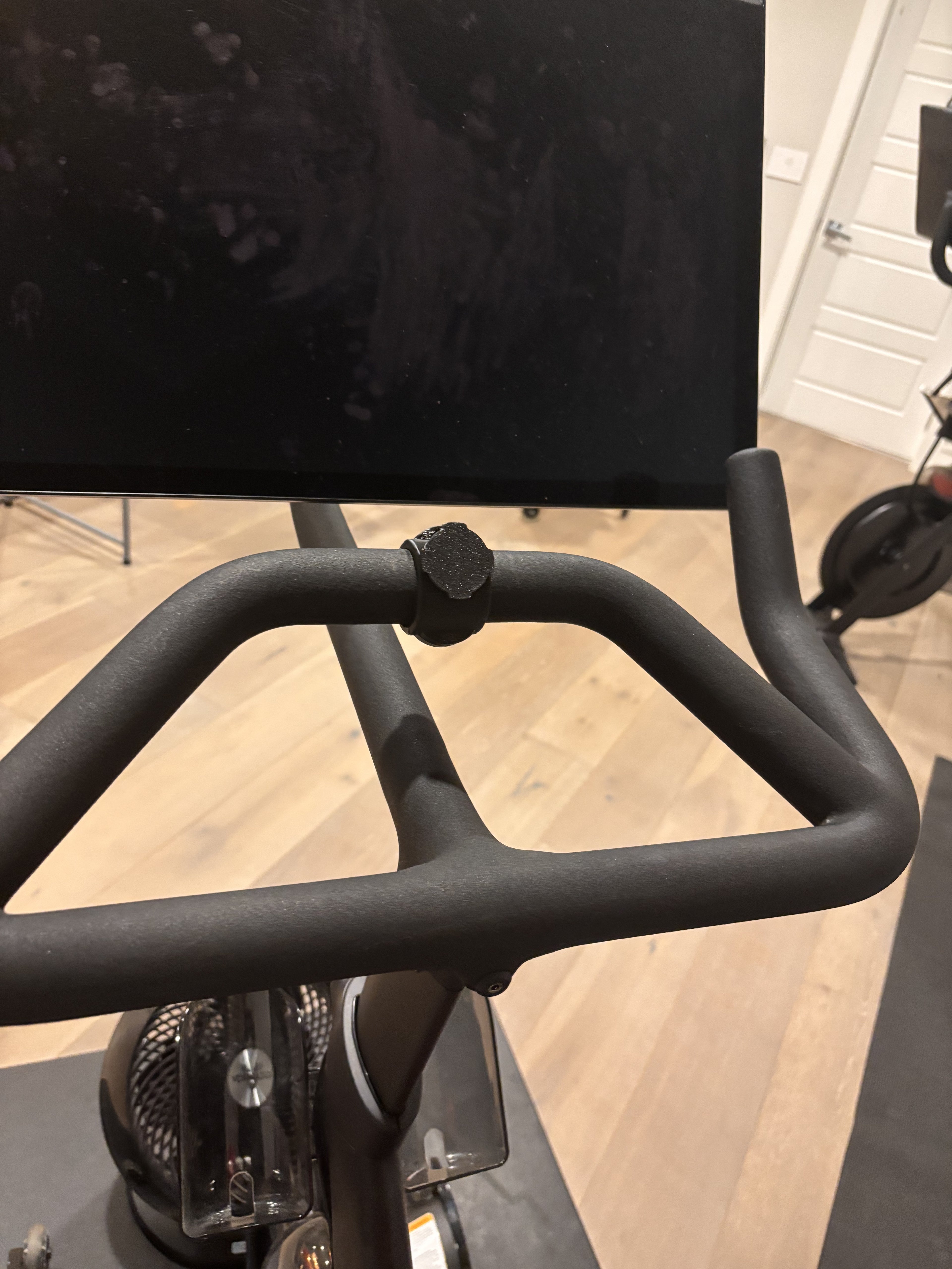 Quadlock Peloton holder