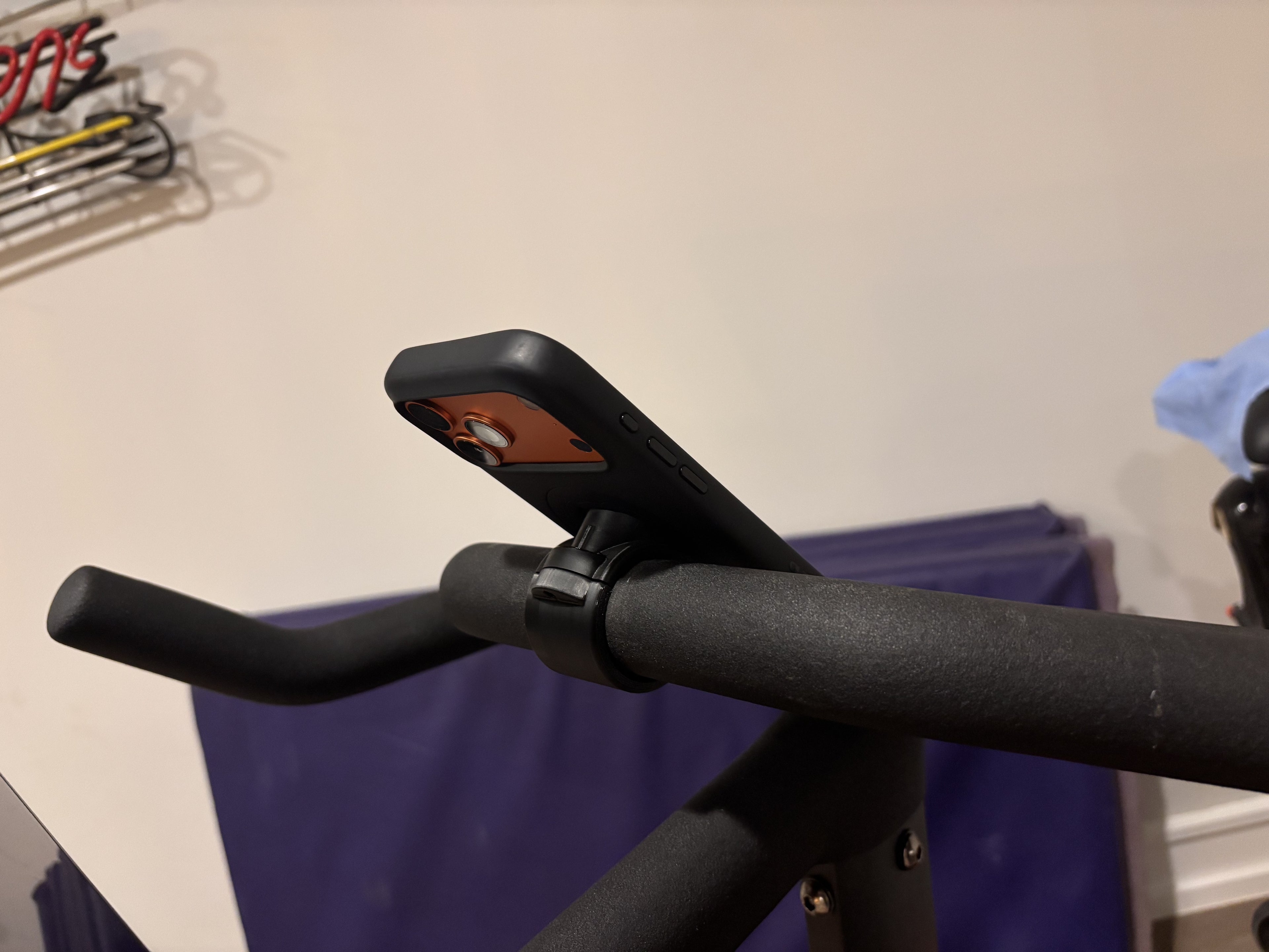 Quadlock Peloton holder